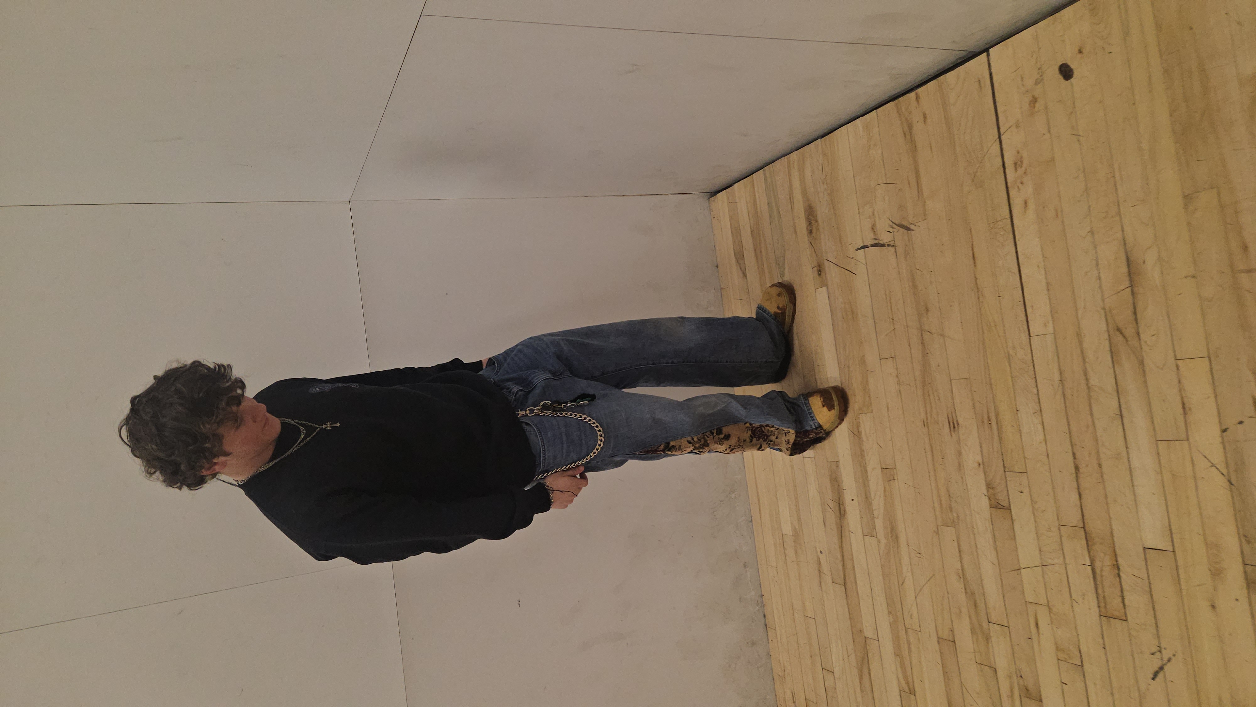 Tuck Ross Jeans — build photo