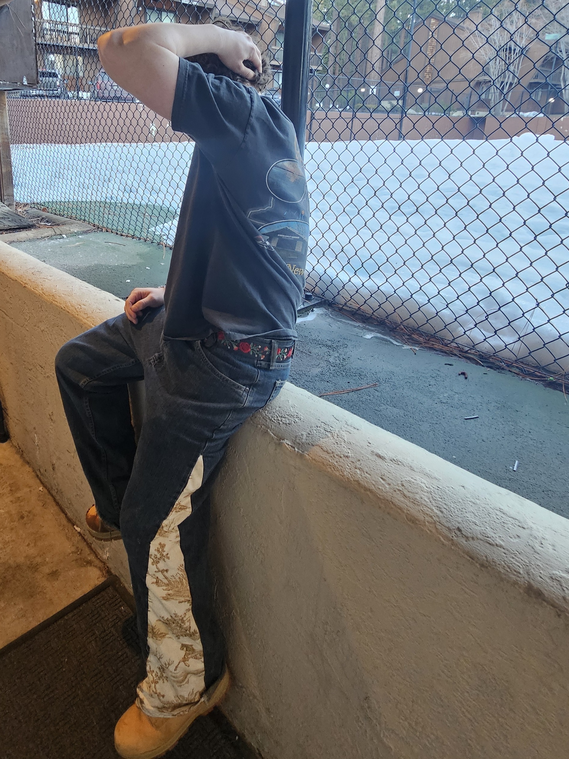 Tuck Ross Jeans — build photo